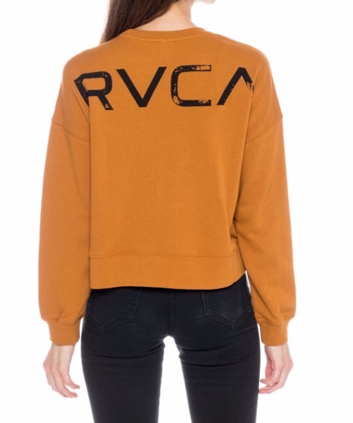 RVCA（ルーカ）の「RVCA レディース BIG COPY PULLOVER SWEATSHIRT トレーナー/ルーカ バックロゴプリント（スウェット・レディース・ブラウン・X-SMALL/SMALL/MEDIUM）」の4枚目の写真