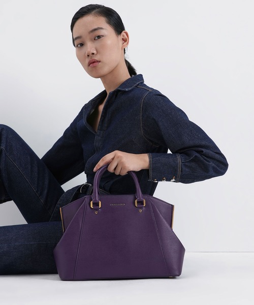 CHARLES & KEITH（チャールズ & キース）の「ジオメトリック