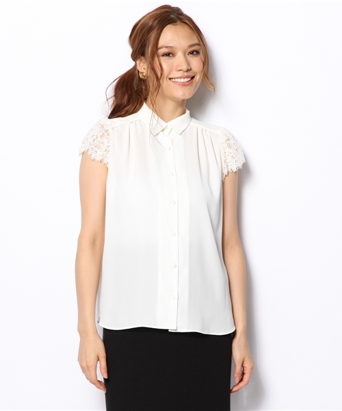 La TOTALITE(ラトータリテ)の「プチレースソデシャツ(シャツ/ブラウス・レディース・ホワイト/ネイビー/レッド・FREE)」の6枚目の写真