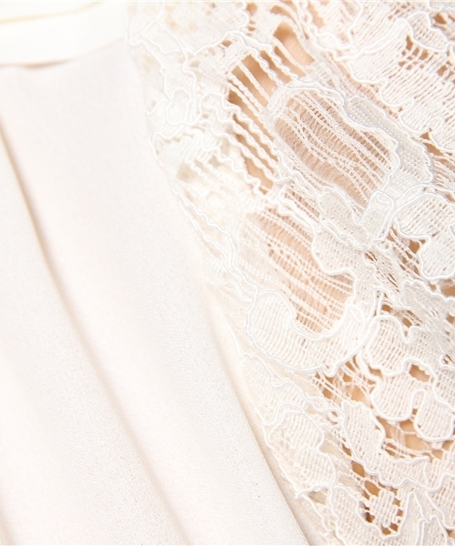 La TOTALITE(ラトータリテ)の「プチレースソデシャツ(シャツ/ブラウス・レディース・ホワイト/ネイビー/レッド・FREE)」の5枚目の写真