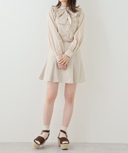 one after another NICE CLAUP(ワンアフターアナザーナイスクラップ)の「ベルト付きサーキュラーミニスカート(スカート・レディース・ベージュ/ブラック/グリーン系その他/ベージュ系その他・FREE)」の22枚目の写真