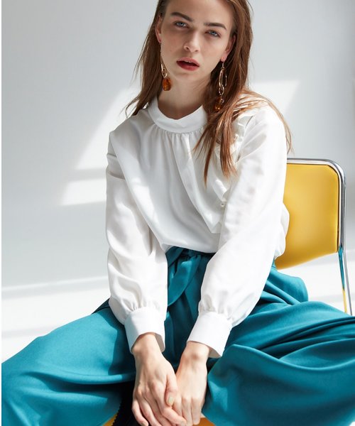 RAW FUDGE（ローファッジ）の「パールデザインスタンドブラウス（シャツ/ブラウス・レディース・ブラック/オフホワイト・M）」の4枚目の写真