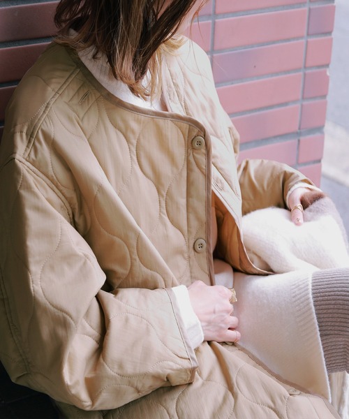 reca（レカ）の「ビッグシルエットキルティング コート（ダウンジャケット/コート・レディース・ブラック/ベージュ/カーキ・M）」の8枚目の写真