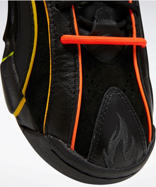 Reebok（リーボック）の「Hot Ones シャクノシス （スニーカー