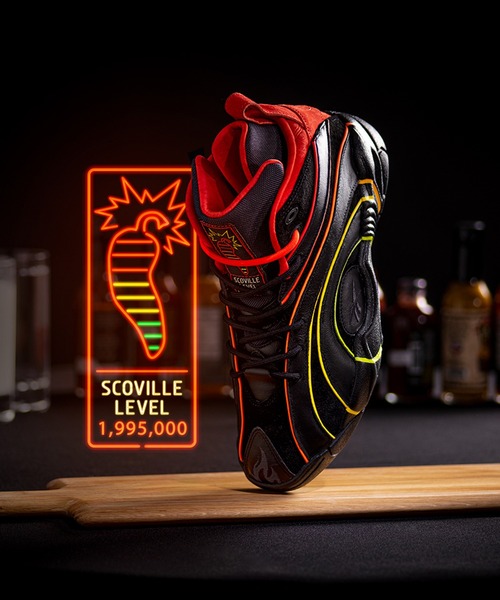 Reebok（リーボック）の「Hot Ones シャクノシス （スニーカー