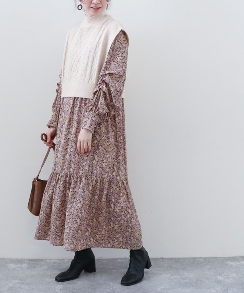 archives（アルシーヴ）の「ニットベスト×ティアードワンピースSET（ワンピース・レディース・ベージュ/モカ/グレイッシュベージュ・MEDIUM）」の17枚目の写真