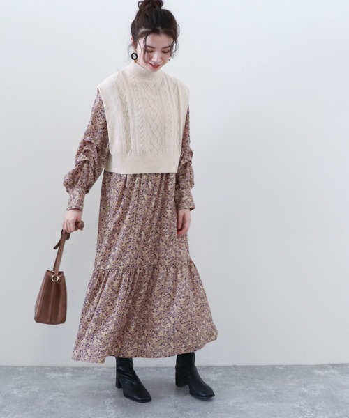 archives（アルシーヴ）の「ニットベスト×ティアードワンピースSET（ワンピース・レディース・ベージュ/モカ/グレイッシュベージュ・MEDIUM）」の11枚目の写真