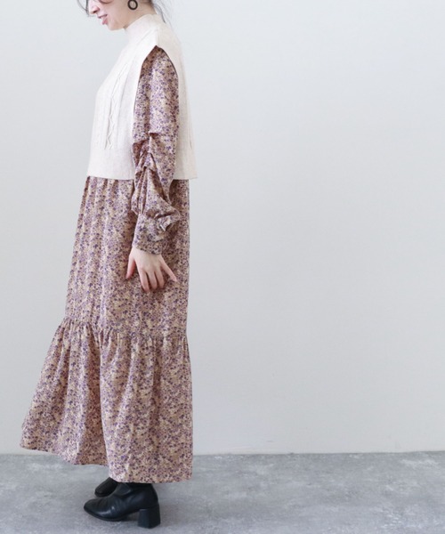 archives（アルシーヴ）の「ニットベスト×ティアードワンピースSET（ワンピース・レディース・ベージュ/モカ/グレイッシュベージュ・MEDIUM）」の4枚目の写真