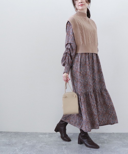 archives（アルシーヴ）の「ニットベスト×ティアードワンピースSET（ワンピース・レディース・ベージュ/モカ/グレイッシュベージュ・MEDIUM）」の6枚目の写真