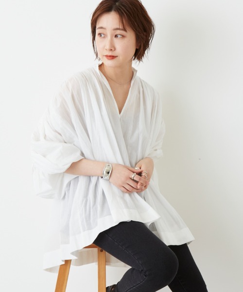 Auntie Rosa Holiday(アンティローザホリデー)の「ショルダーレースボリュームスリーブブラウス(シャツ/ブラウス・レディース・ホワイト/ブラック/ブルー・FREE)」の6枚目の写真