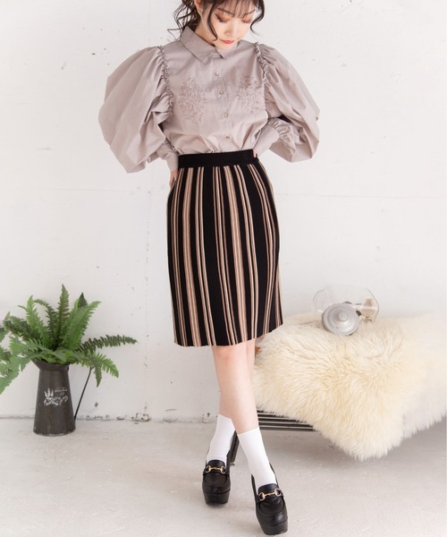 Mysa&Liina(ミーサリーナ)の「マルチストライプタイトスカート(スカート・レディース・ブラック/ブラウン/ベージュ・M)」の18枚目の写真