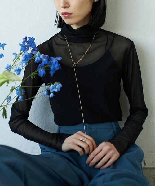 VACANCY（ヴァカンシー）の「シアーカラーインナー（Tシャツ/カットソー・レディース・ブラック/オレンジ/グリーン・FREE）」の2枚目の写真