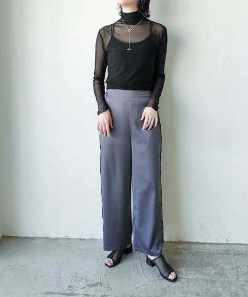 VACANCY（ヴァカンシー）の「シアーカラーインナー（Tシャツ/カットソー・レディース・ブラック/オレンジ/グリーン・FREE）」の10枚目の写真