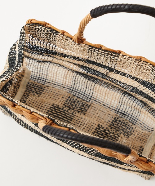 ふりふ（フリフ）の「アラログアバカトート（トートバッグ・レディース・ブラック/イエロー・FREE）」の4枚目の写真