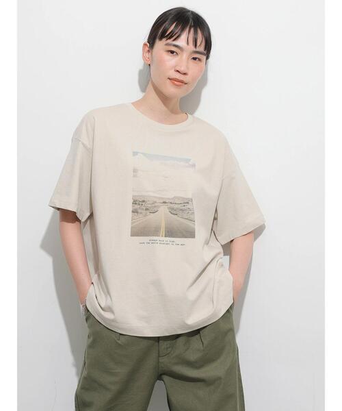 AMERICAN HOLIC(アメリカンホリック)の「背景フォトカットプルオーバー *(Tシャツ/カットソー・レディース・アイボリー/オフホワイト・FREE)」の16枚目の写真