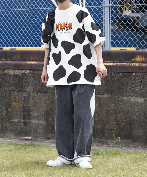 Perushu（ペルーシュ）の「アニマル柄レトロTシャツ（Tシャツ/カットソー・メンズ・オフホワイト/ネイビー・LARGE/MEDIUM）」の3枚目の写真