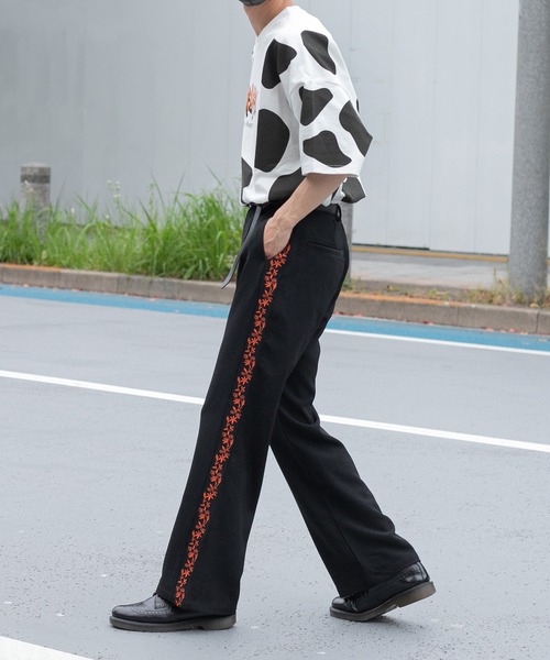Perushu（ペルーシュ）の「アニマル柄レトロTシャツ（Tシャツ/カットソー・メンズ・オフホワイト/ネイビー・LARGE/MEDIUM）」の7枚目の写真