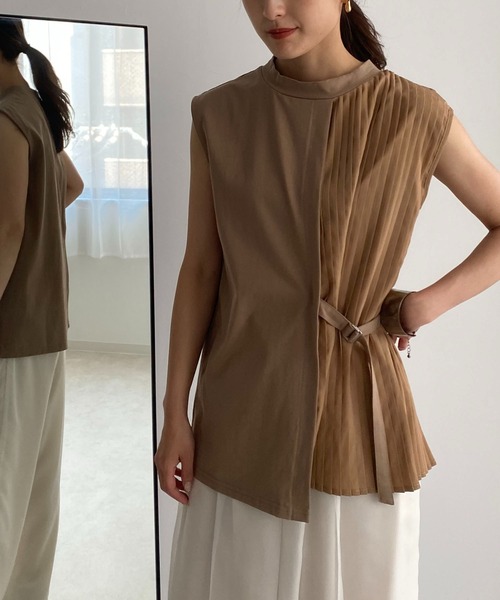 &g'aime(アンジェム)の「【&g’aime】プリーツレイヤードトップス(Tシャツ/カットソー・レディース・ホワイト/ブラック/ベージュ・FREE)」の1枚目の写真