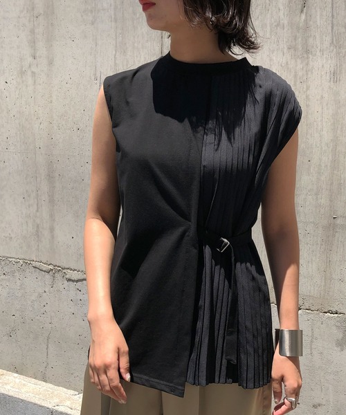 &g'aime(アンジェム)の「【&g’aime】プリーツレイヤードトップス(Tシャツ/カットソー・レディース・ホワイト/ブラック/ベージュ・FREE)」の3枚目の写真