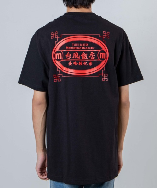 Manhattan Records（マンハッタン レコーズ）の「∴WEGO/Manhattan Records × 台風飯店コラボTシャツ（Tシャツ/カットソー・メンズ・ホワイト/ブラック・MEDIUM/LARGE/X-LARGE/XX-LARGE）」の10枚目の写真