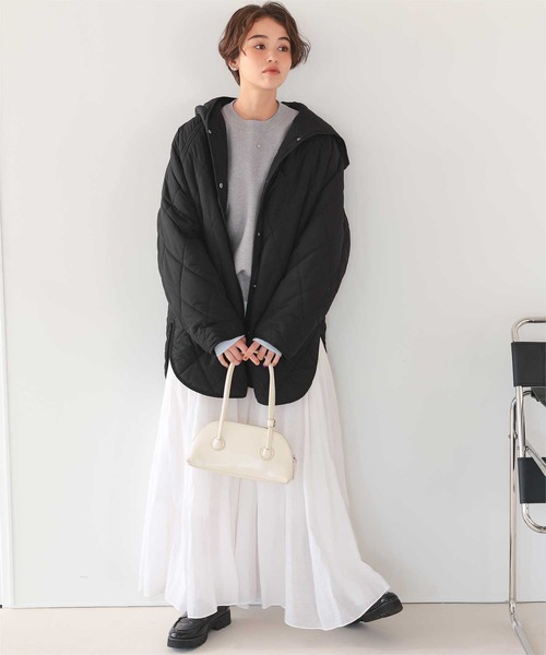 titivate（ティティベイト）の「フーデットキルティングショートコート（ダウンジャケット/コート・レディース・ベージュ/ブラック/アイボリー/グレイッシュベージュ/ライトカーキ・S/M）」の20枚目の写真