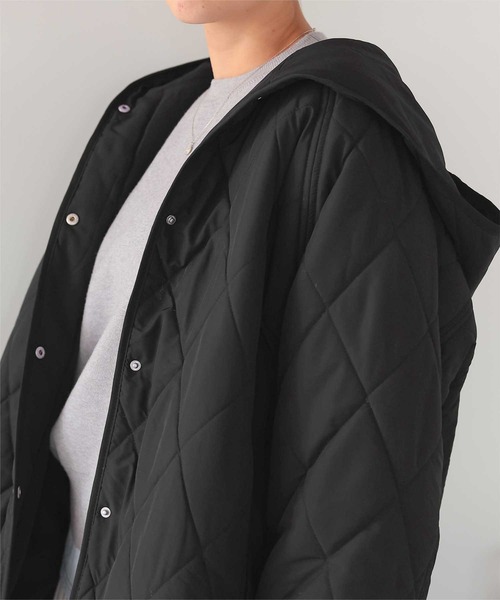 titivate（ティティベイト）の「フーデットキルティングショートコート（ダウンジャケット/コート・レディース・ベージュ/ブラック/アイボリー/グレイッシュベージュ/ライトカーキ・S/M）」の21枚目の写真