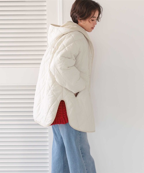 titivate（ティティベイト）の「フーデットキルティングショートコート（ダウンジャケット/コート・レディース・ベージュ/ブラック/アイボリー/グレイッシュベージュ/ライトカーキ・S/M）」の19枚目の写真