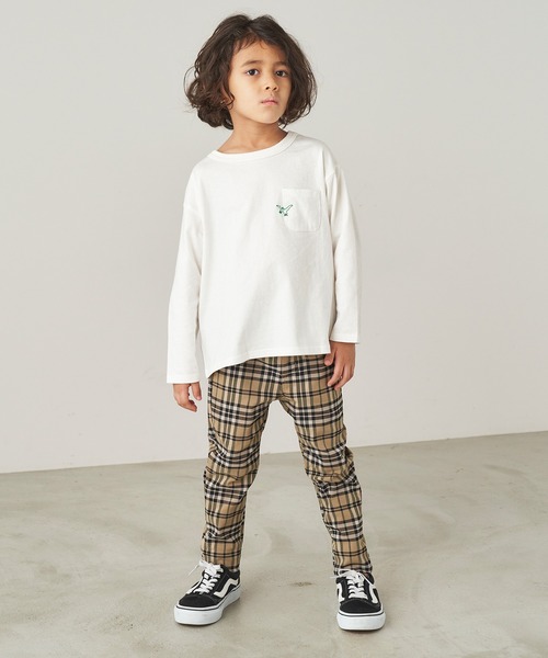 &yam(アンドヤム)の「恐竜刺繍ポケットロンT【親子お揃い/リンクコーデ】(Tシャツ/カットソー・キッズ・ブラック/ホワイト/ベージュ・150-160cm/120-130cm/130-140cm/140-150cm/110-120cm)」の7枚目の写真