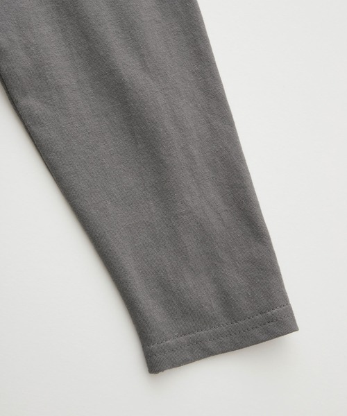 &yam(アンドヤム)の「恐竜刺繍ポケットロンT【親子お揃い/リンクコーデ】(Tシャツ/カットソー・キッズ・ブラック/ホワイト/ベージュ・150-160cm/120-130cm/130-140cm/140-150cm/110-120cm)」の17枚目の写真
