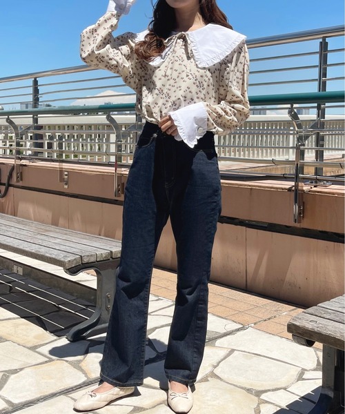 apres jour(アプレジュール)の「フリル花柄ブラウス【ZOZOTOWN限定アイテム】(シャツ/ブラウス・レディース・アイボリー/ブラック・フリー/X-LARGE)」の9枚目の写真