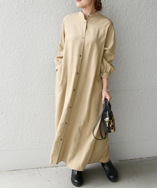 SHIPS any（シップス エニィ）の「SHIPS any:〈ウォッシャブル〉バックフレア シャツ ワンピース（シャツワンピース・レディース・ブラック/ベージュ・ONE SIZE）」の15枚目の写真