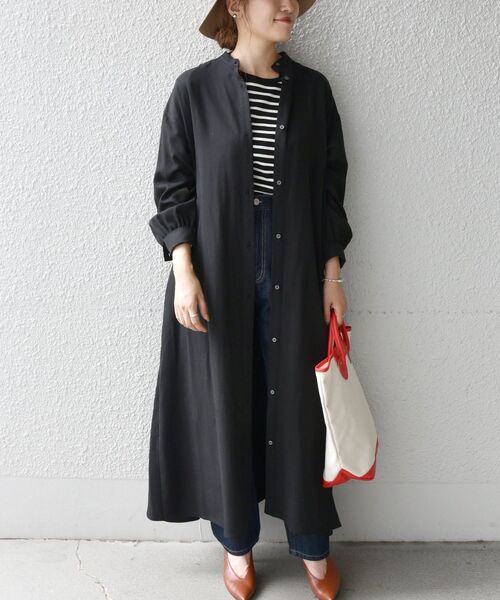 SHIPS any（シップス エニィ）の「SHIPS any:〈ウォッシャブル〉バックフレア シャツ ワンピース（シャツワンピース・レディース・ブラック/ベージュ・ONE SIZE）」の16枚目の写真