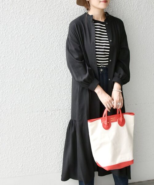 SHIPS any（シップス エニィ）の「SHIPS any:〈ウォッシャブル〉バックフレア シャツ ワンピース（シャツワンピース・レディース・ブラック/ベージュ・ONE SIZE）」の17枚目の写真