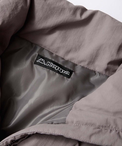 Kappa(カッパ)の「kappa / カッパ 別注 オーバーサイズ ロゴ刺繍 エコダウンジャケット(ダウンジャケット/コート・メンズ・ブラウン/グレー/グレイッシュベージュ/ブラック/カーキ/チャコールグレー・M/L)」の14枚目の写真