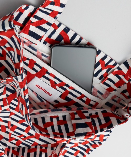 manana suerte（マニャーナスエルテ）の「オリジナルプリントトートバッグ（トートバッグ・レディース・レッド/ブラック×ブルー・FREE）」の12枚目の写真