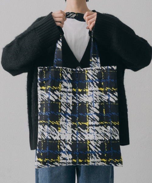 manana suerte（マニャーナスエルテ）の「オリジナルプリントトートバッグ（トートバッグ・レディース・レッド/ブラック×ブルー・FREE）」の19枚目の写真