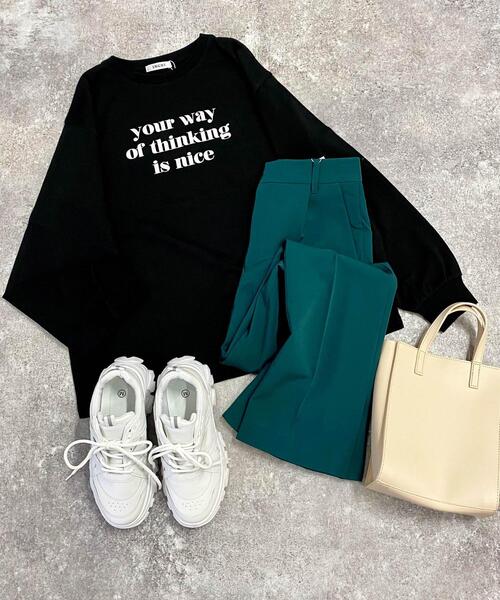 INGNI（イング）の「シンプルロゴロングTシャツ（Tシャツ/カットソー・レディース・ホワイト系4/ブラック×ホワイト/ブラウン系6/ホワイト×ブラック/ブラウン・M）」の4枚目の写真