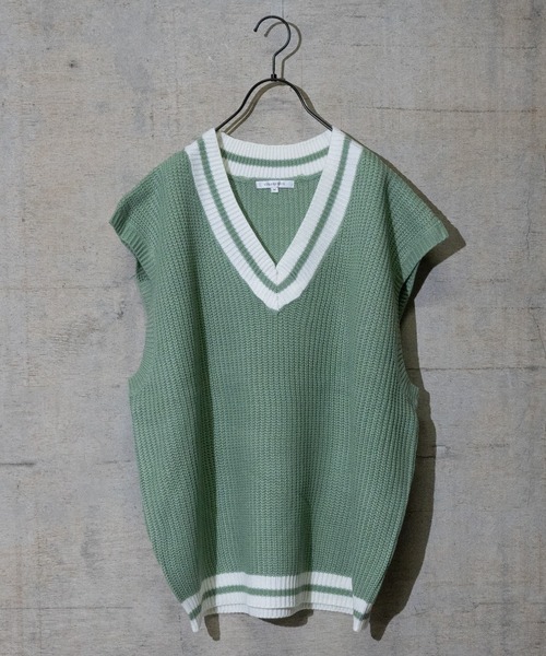 JOHN'S CLOSET(ジョンズクローゼット)の「【13】睦編みチルデンニット(ベスト・メンズ・ベージュ/ブラック/オフホワイト/グリーン系その他/ブルー・LARGE/MEDIUM)」の4枚目の写真