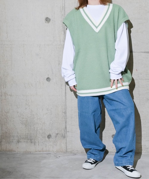 JOHN'S CLOSET(ジョンズクローゼット)の「【13】睦編みチルデンニット(ベスト・メンズ・ベージュ/ブラック/オフホワイト/グリーン系その他/ブルー・LARGE/MEDIUM)」の14枚目の写真