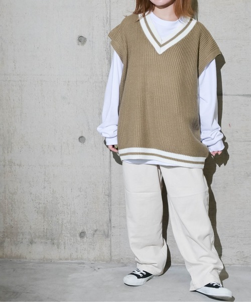 JOHN'S CLOSET(ジョンズクローゼット)の「【13】睦編みチルデンニット(ベスト・メンズ・ベージュ/ブラック/オフホワイト/グリーン系その他/ブルー・LARGE/MEDIUM)」の11枚目の写真