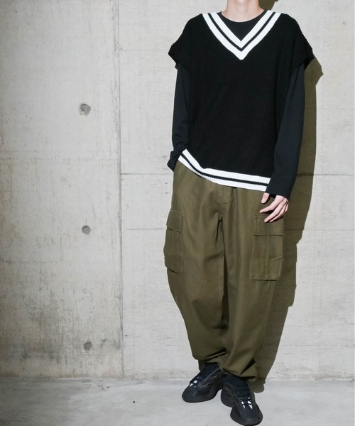 JOHN'S CLOSET(ジョンズクローゼット)の「【13】睦編みチルデンニット(ベスト・メンズ・ベージュ/ブラック/オフホワイト/グリーン系その他/ブルー・LARGE/MEDIUM)」の8枚目の写真