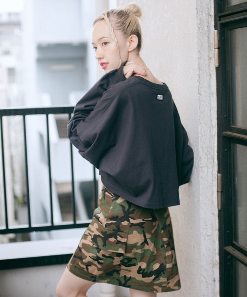 X-girl（エックスガール）の「BOX LOGO WIDE L/S TEE（Tシャツ/カットソー・レディース・ホワイト/チャコール/ライトパープル・S/M）」の14枚目の写真