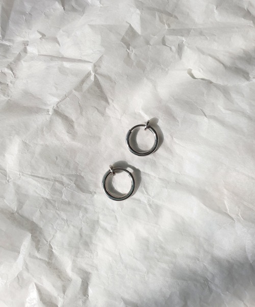 CEMONEMO（セモネモ）の「シンプル フープ イヤリング S（イヤリング・レディース・シルバー/ゴールド・FREE）」の6枚目の写真