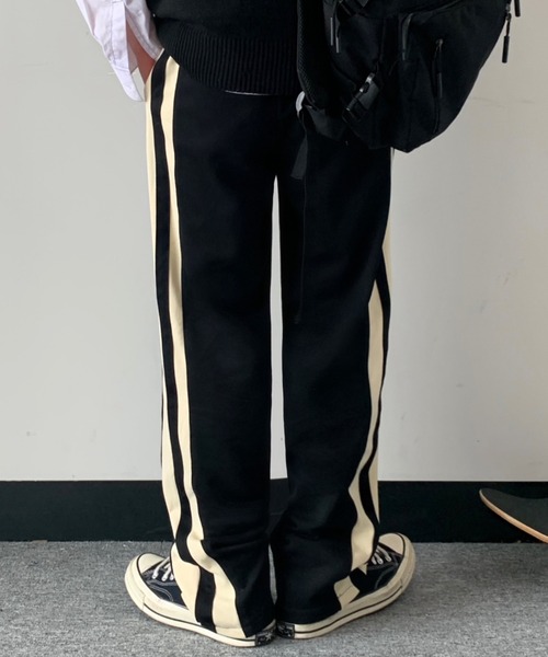 KOR(ケーオーアール)の「サイドライン イージーリラックスパンツ(その他パンツ・メンズ・ブラック・XL/M/L)」の6枚目の写真