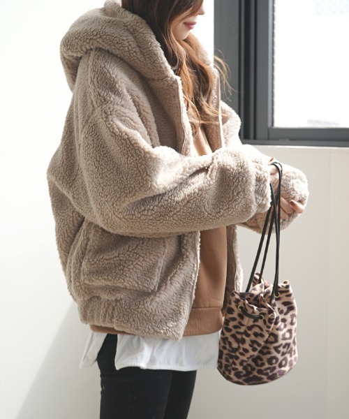 Futier land（フューティアランド）の「BIGボアブルゾン（ブルゾン・レディース・ネイビー/グリーン/ベージュ系その他・FREE）」の7枚目の写真