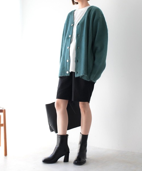 AmiAmi（アミアミ）の「ワイドスクエアトゥミドル丈ブーツ（ブーツ・レディース・ブラック/ダークブラウン/アイボリー・L/LL/M/S）」の12枚目の写真