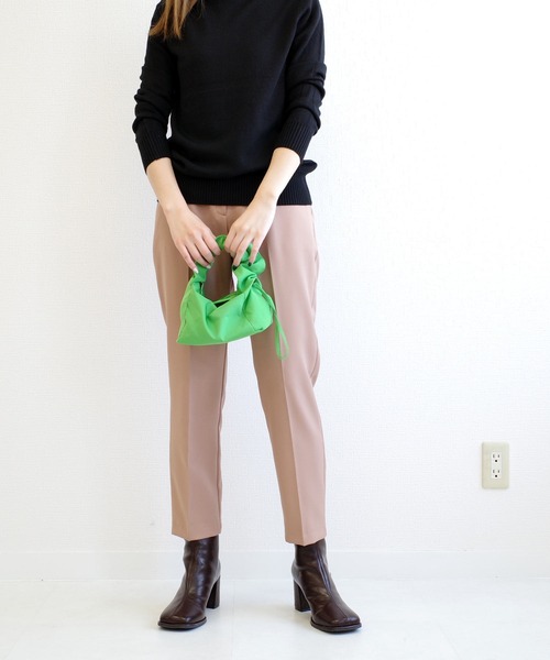 AmiAmi（アミアミ）の「ワイドスクエアトゥミドル丈ブーツ（ブーツ・レディース・ブラック/ダークブラウン/アイボリー・L/LL/M/S）」の5枚目の写真