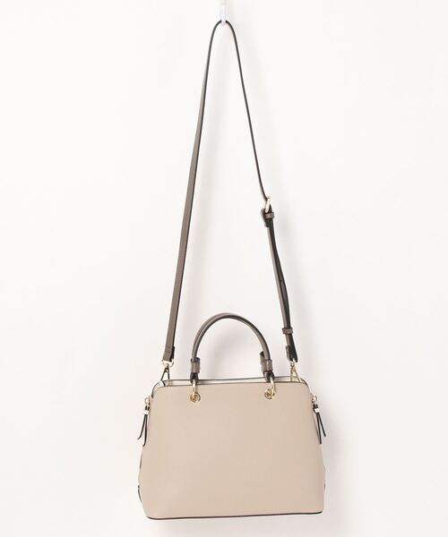 & chouette(アンドシュエット)の「サイドファスナーハンドバッグS(ハンドバッグ・レディース・オフホワイト/グレイッシュベージュ/ブラック・FREE)」の8枚目の写真