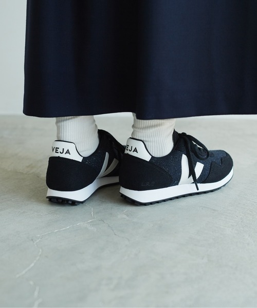 note et silence (ノートエシロンス)の「【 AMB100貨 】SDU(スニーカー・レディース・グレー/ベージュ系その他/ブラック系その他・37/38/39/40)」の1枚目の写真