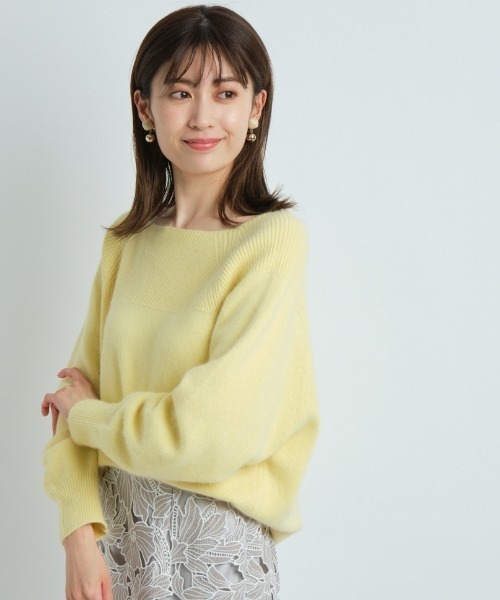 Apuweiser-riche（アプワイザーリッシェ）の「ＮＥＷふわふわオフネックニット（ニット/セーター・レディース・ライトグレー/オフホワイト/ピンクベージュ/ボルドー/ライトイエロー・2）」の3枚目の写真